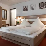 Sonne - Kleine Altstadt 3*