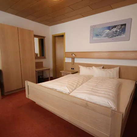 Sonne - Kleine Altstadt 3*